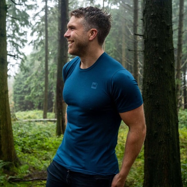 퐁당닷컴,레드 퍼포먼스 티셔츠,영국 감성 프리미엄 레드, High quality 기능성 원단의 러닝, 아웃도어 티셔츠,레드,수영, 물놀이 > 어패럴 > 반바지, 티셔츠, 후디