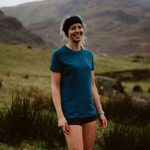 퐁당닷컴,레드 퍼포먼스 티셔츠,영국 감성 프리미엄 레드, High quality 기능성 원단의 러닝, 아웃도어 티셔츠,레드,수영, 물놀이 > 어패럴 > 반바지, 티셔츠, 후디